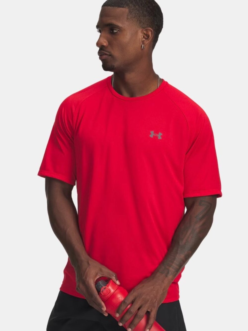 🍎NWOT Under Armor Tee🍎